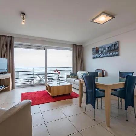 Les Petrels 601 With Sea View In Daire *